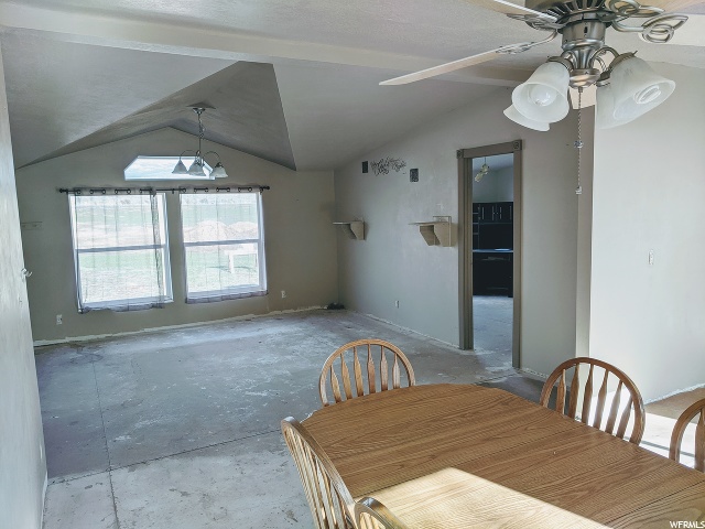 636 E 700 S, Mt Pleasant, UT 84647 — photo 4