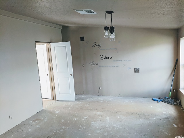 636 E 700 S, Mt Pleasant, UT 84647 — photo 10