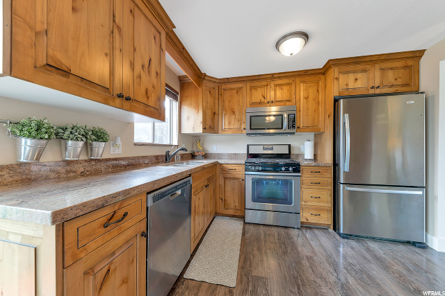 378 E 10375 S, Sandy, UT 84070 — photo 2