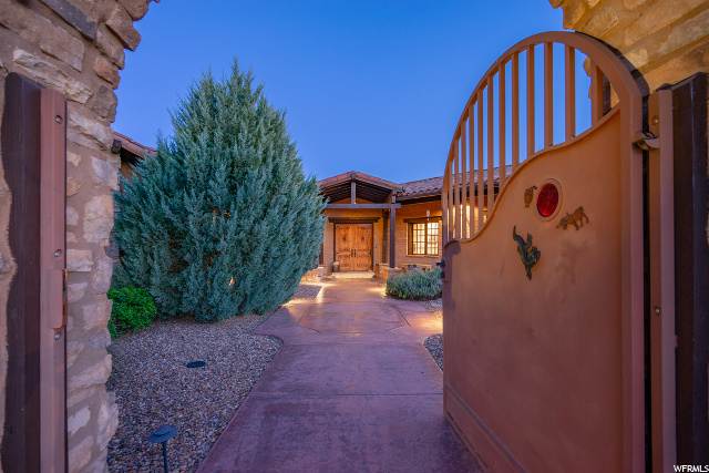 555 E Estrella Rdg, Virgin, UT 84779 — photo 5
