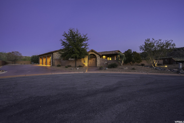 555 E Estrella Rdg, Virgin, UT 84779 — photo 6