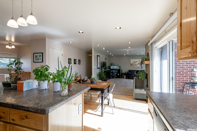 971 Henderson Dr, Ogden, UT 84404 — photo 5