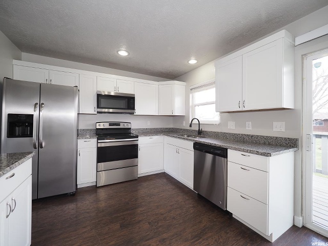 1470 N Celia, Layton, UT 84041 — photo 9