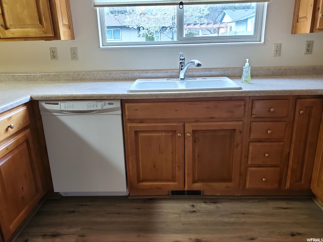 8837 S 1700 E, Sandy, UT 84093 — photo 11
