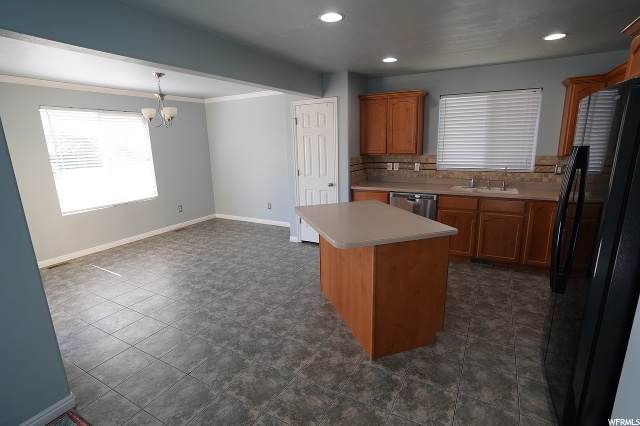 2129 Sego St, West Haven, UT 84401 — photo 3