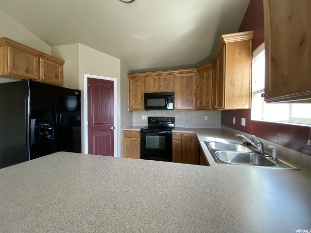 280 E 1080 S, Roosevelt, UT 84066 — photo 11