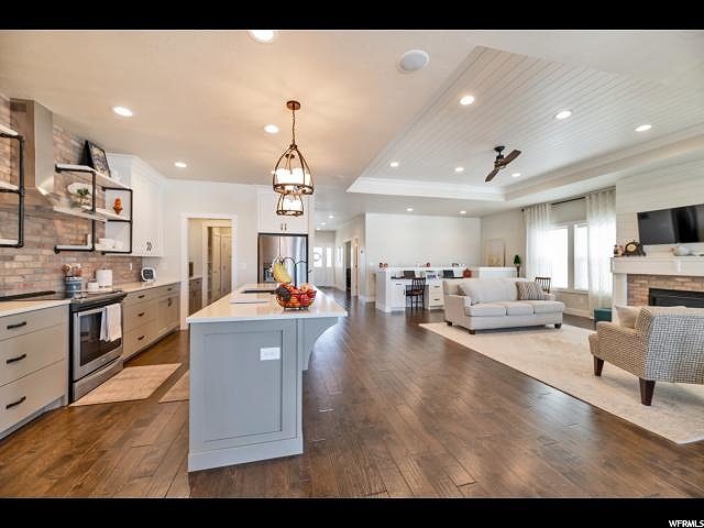 644 W 50 N, Hyrum, UT 84319 — photo 2