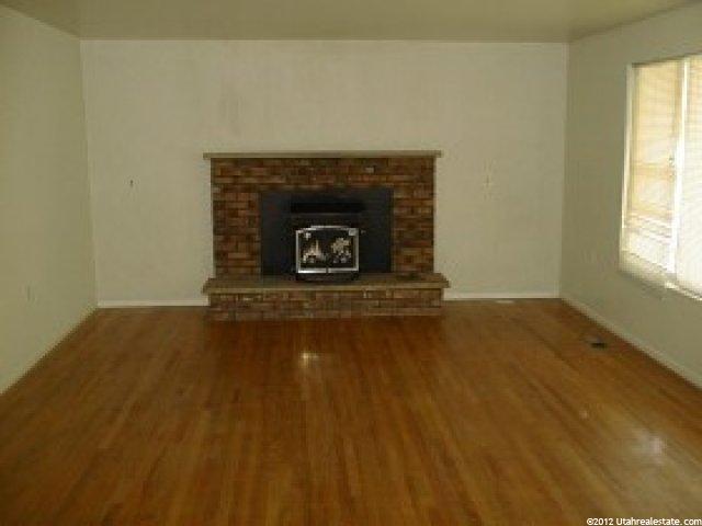 2284 E Cherry Ln, Layton, UT 84040 — photo 2