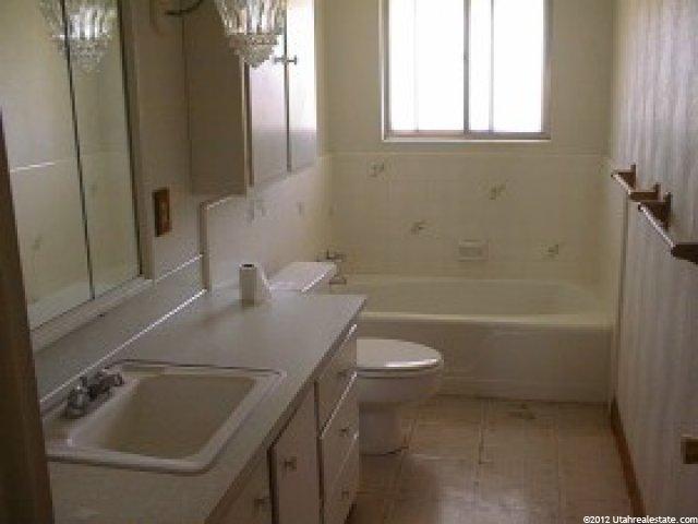2284 E Cherry Ln, Layton, UT 84040 — photo 4
