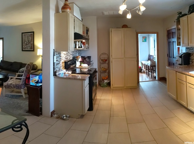 490 S 100 E, St. George, UT 84770 — photo 3