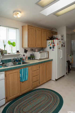 46 N 200 E, Koosharem, UT 84744 — photo 12