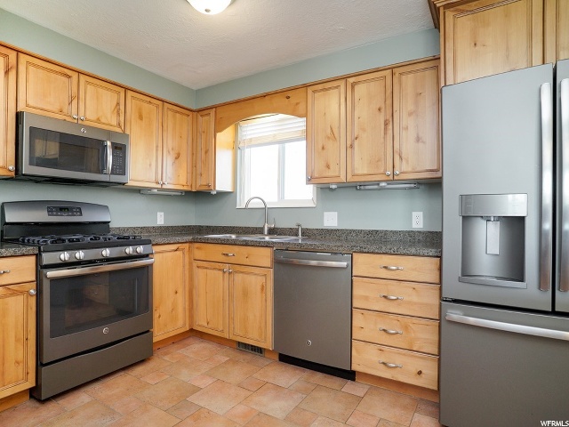 5624 S 5500 W, Hooper, UT 84315 — photo 10