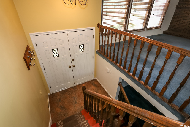 9976 S Borg Dr E, Sandy, UT 84092 — photo 2