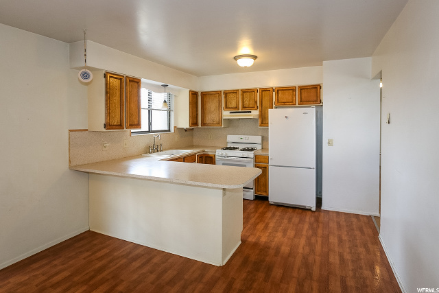 9976 S Borg Dr E, Sandy, UT 84092 — photo 7
