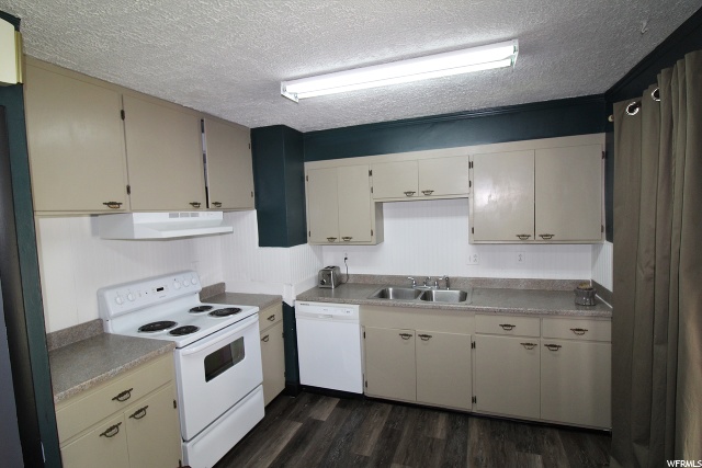 59 S Airlane Dr. E, Clearfield, UT 84015 — photo 8