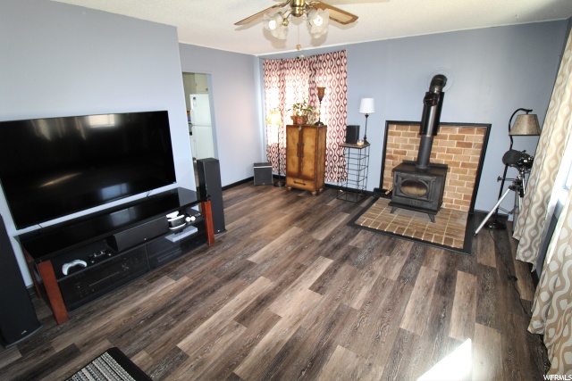59 S Airlane Dr. E, Clearfield, UT 84015 — photo 2