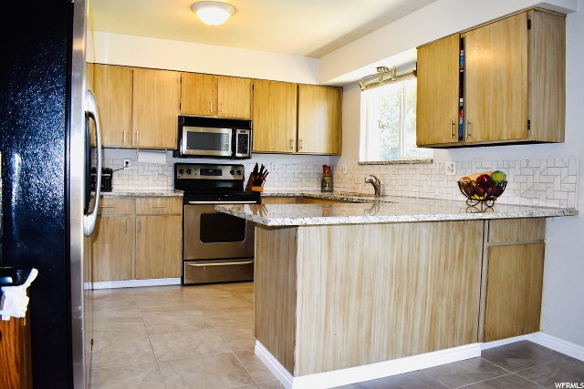 7858 S 450 E, Sandy, UT 84070 — photo 8