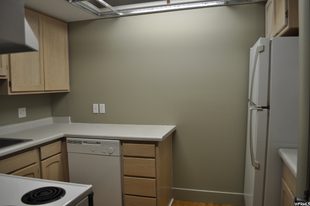 748 S 200 W, Bountiful, UT 84010 — photo 5