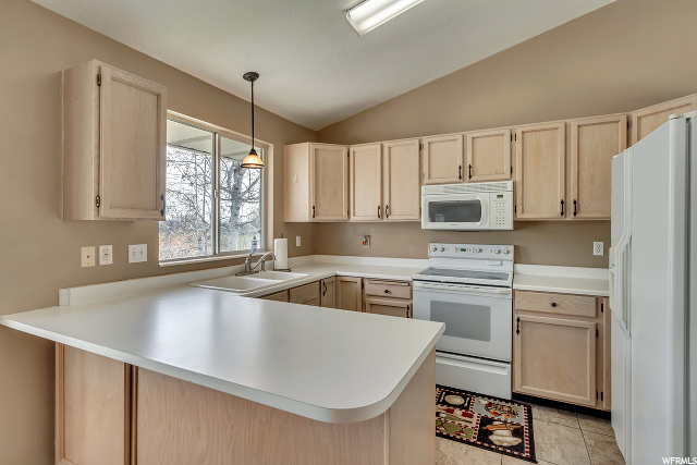964 E 400 S, Layton, UT 84041 — photo 6