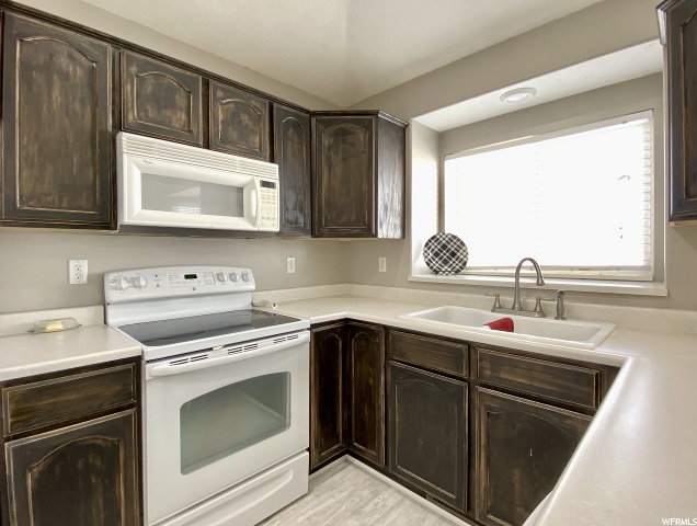 907 W 1520 N, Clinton, UT 84015 — photo 12