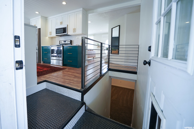 849 S 400 W, Bountiful, UT 84010 — photo 10