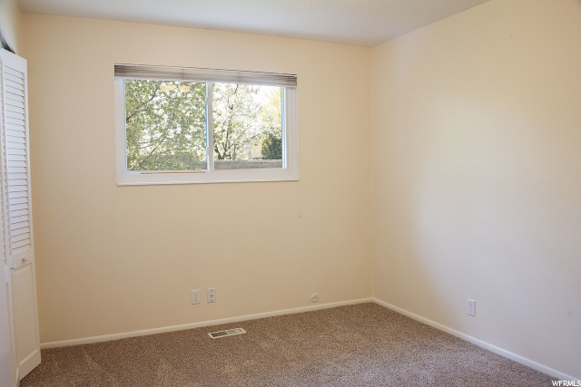 866 E Grenoble Dr, Midvale, UT 84047 — photo 5