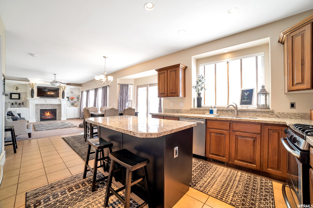 909 W 2075 S, Syracuse, UT 84075 — photo 9