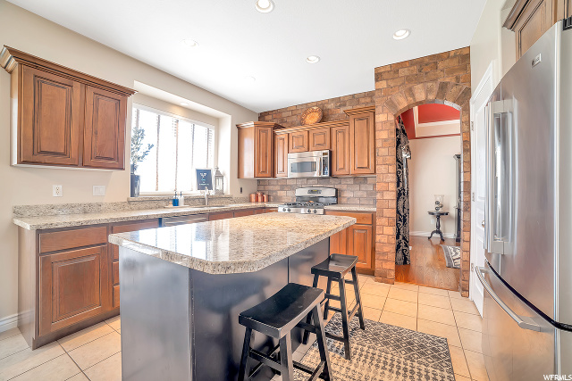 909 W 2075 S, Syracuse, UT 84075 — photo 10