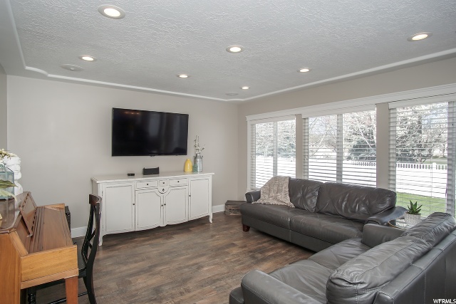 1506 W Stonebridge Dr, Layton, UT 84041 — photo 5