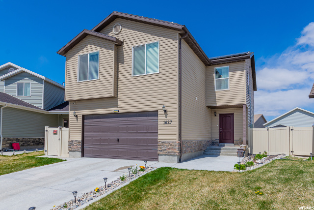 1627 E DOWNWATER ST, Eagle Mountain UT 84005