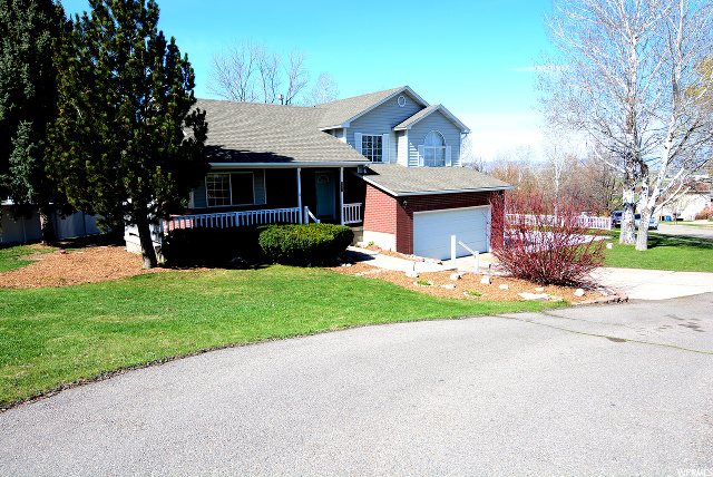 553 N 400 E, Hyde Park, UT 84318 — photo 2