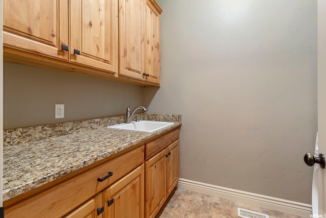 505 W Center St, Willard, UT 84340 — photo 10