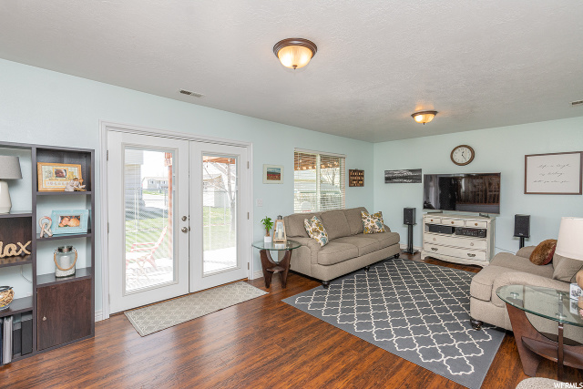 2083 W 2220 N, Clinton, UT 84015 — photo 10