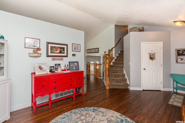 2083 W 2220 N, Clinton, UT 84015 — photo 2