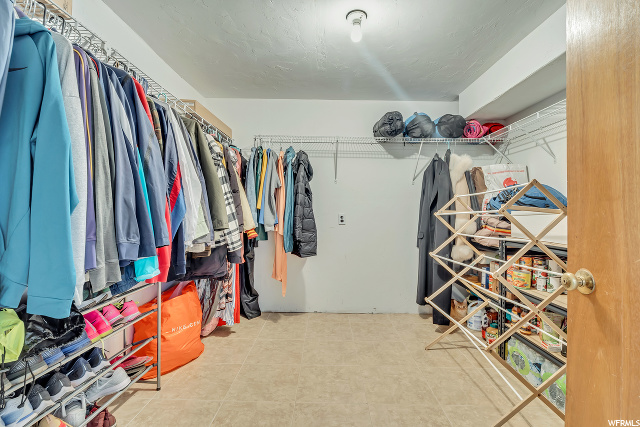 24 E 825 N, Layton, UT 84041 — photo 11