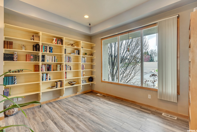 1580 E 2475 N, Layton, UT 84040 — photo 8