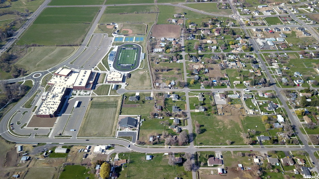 140 N 100 W #1A, Millville, UT 84326 — photo 4