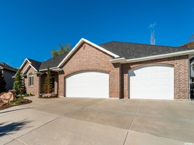 233 N Abrams Way, Fruit Heights, UT 84037 — photo 2