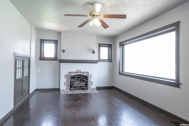 253 S 300 E, Logan, UT 84321 — photo 4