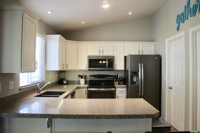 2854 W 2250 N, Clinton, UT 84015 — photo 6