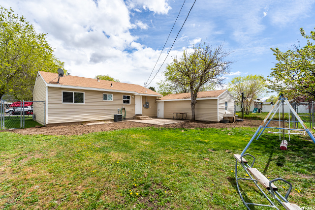 731 N 120 E, Orem, UT 84057 — photo 11