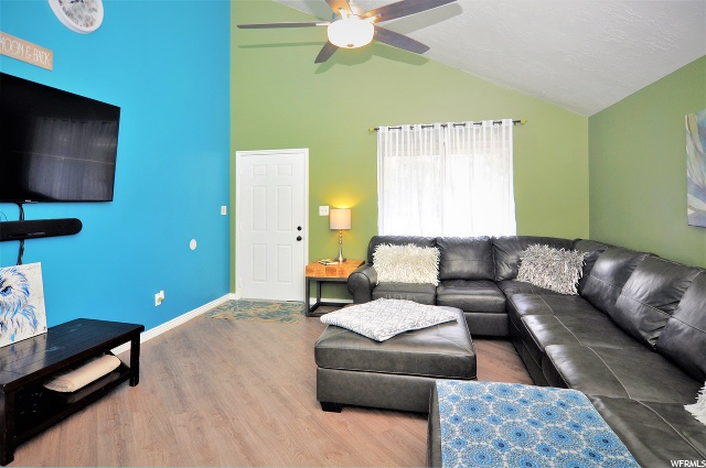 1012 E Deerwalk Ln, Ogden, UT 84404 — photo 5