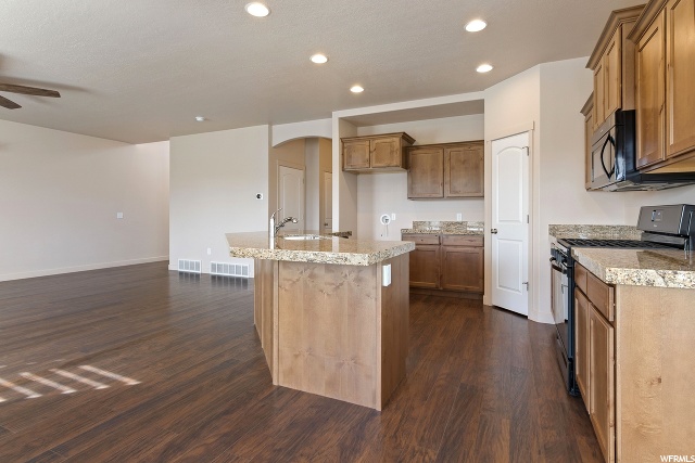 1084 E Searle Ln, Eagle Mountain, UT 84005 — photo 10