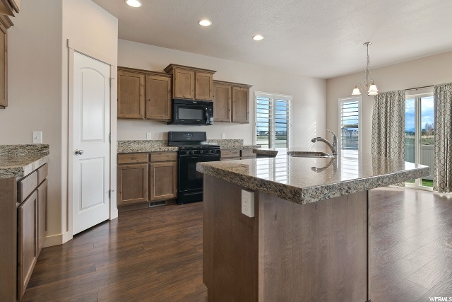 1084 E Searle Ln, Eagle Mountain, UT 84005 — photo 12