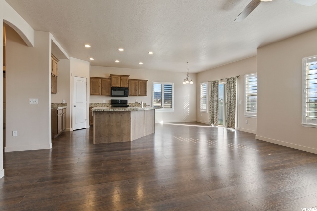 1084 E Searle Ln, Eagle Mountain, UT 84005 — photo 3