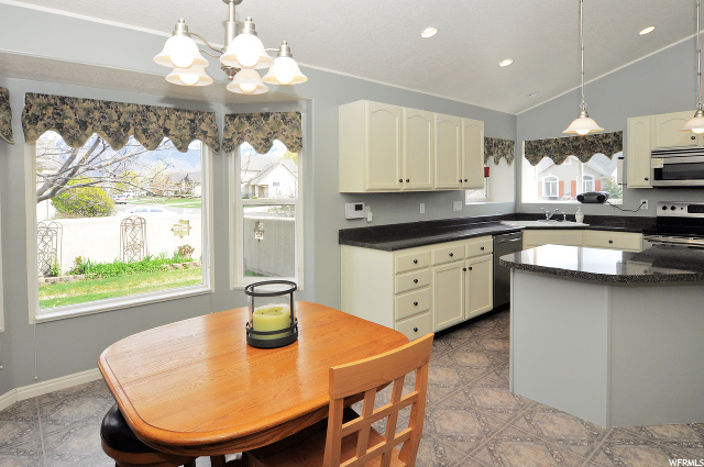 1506 N 125 E, Layton, UT 84041 — photo 9
