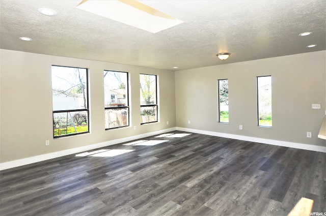 1143 W 2175 N, Clinton, UT 84015 — photo 10