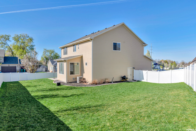 2524 N 1000 E, Layton, UT 84040 — photo 4