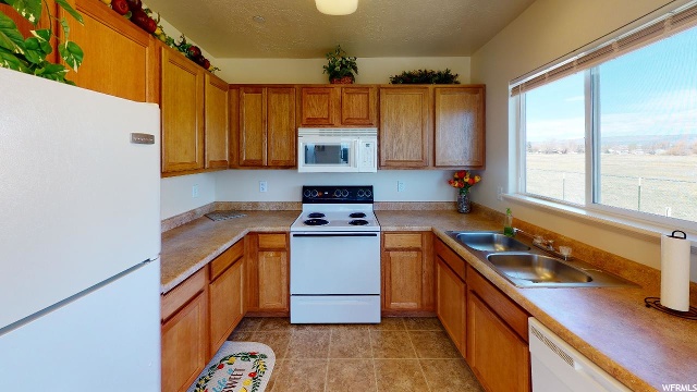 665 E 1375 S, Vernal, UT 84078 — photo 3