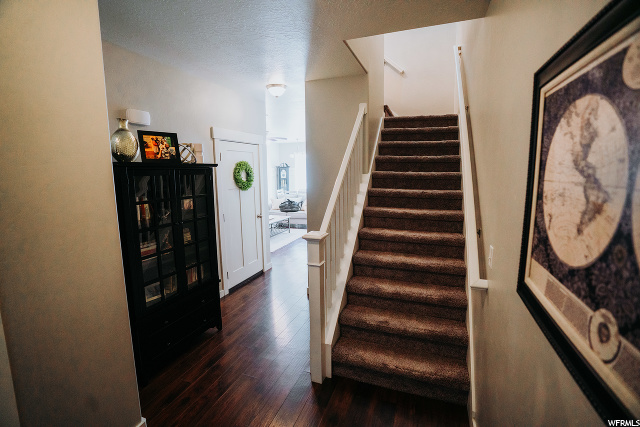 293 W 710 N, Centerville, UT 84014 — photo 4